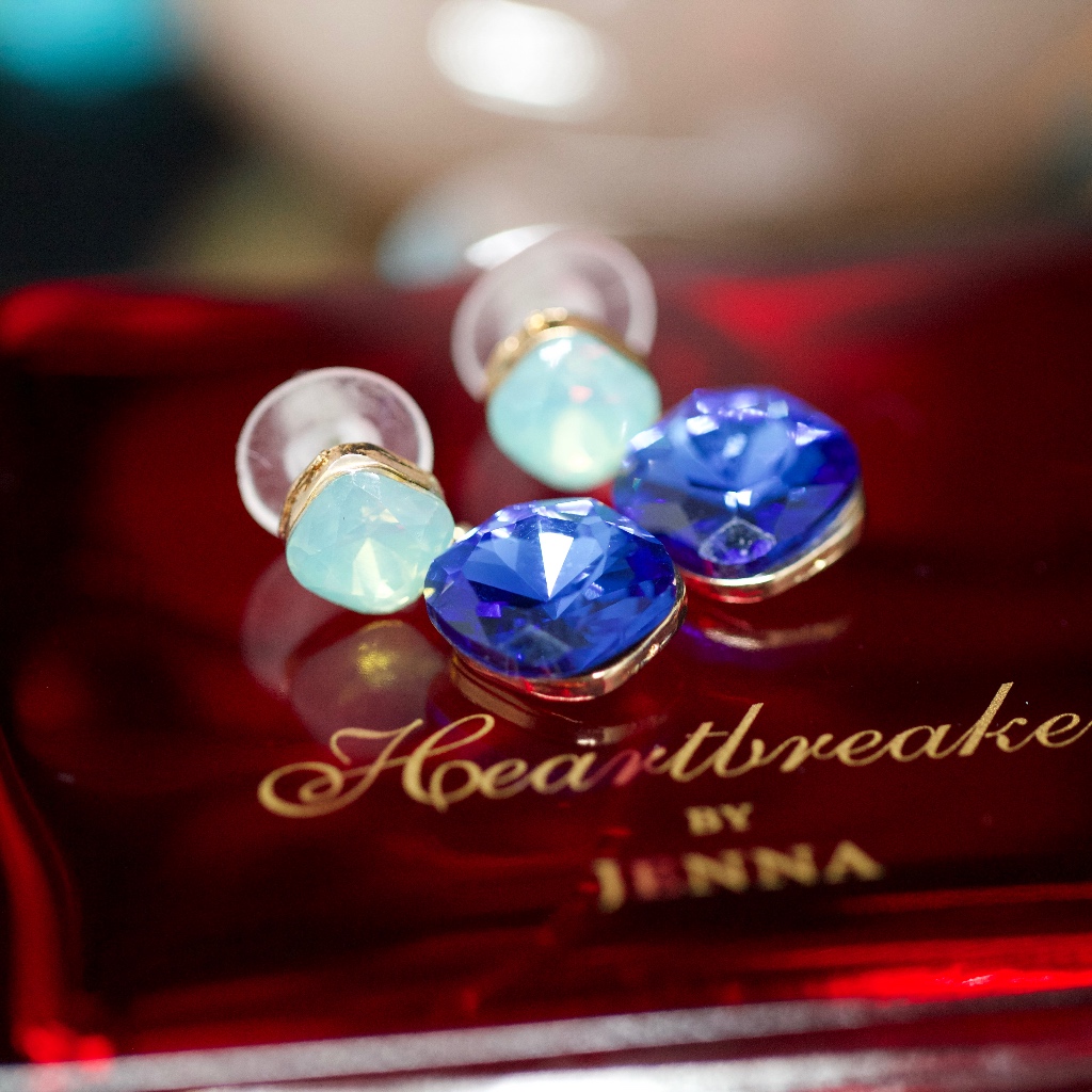 14kt Gold Dipped Blue And Green Topaz Earrings 45$